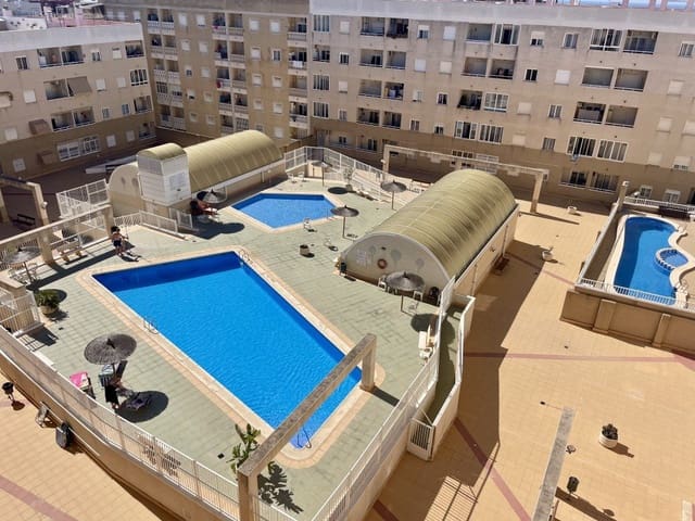 2 soverom Penthouse til salgs i El Molino, Torrevieja med svømmebasseng - € 149 900 (Ref: 9866830)