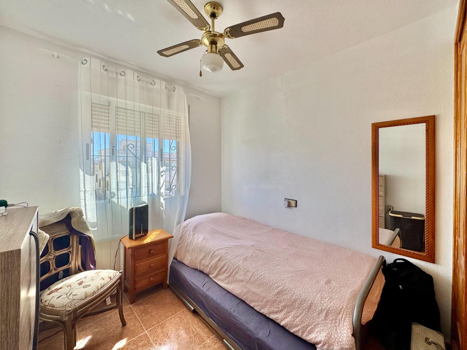 3 makuuhuone Omakotitalo myytävänä paikassa Orihuela Costa mukana uima-altaan - 240 000 € (Ref: 9866833)
