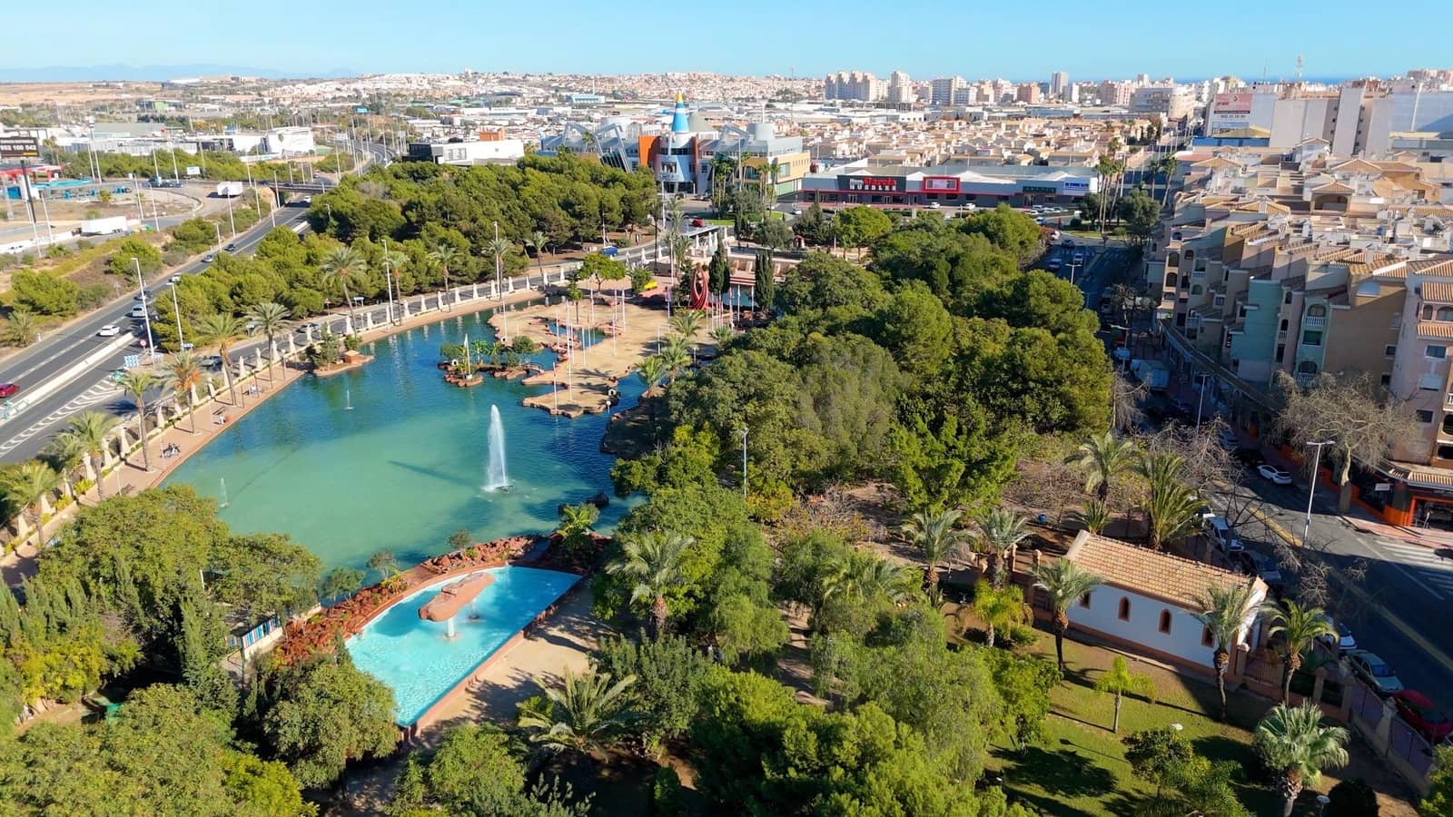 2 bedroom Apartment for sale in Torrevieja - € 154,900 (Ref: 9866836)