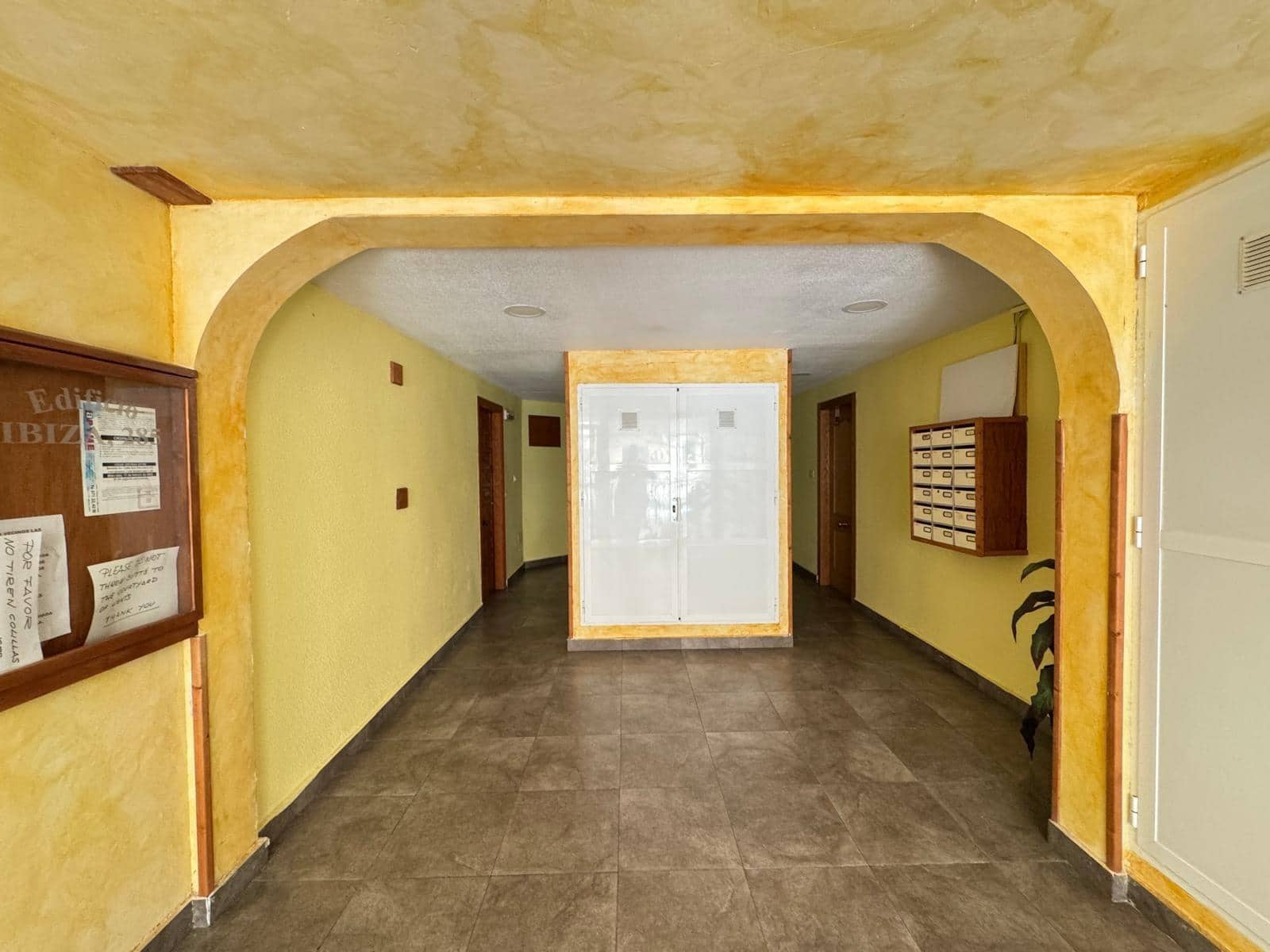2 slaapkamer Appartement te koop in Torrevieja - € 147.000 (Ref: 9866837)