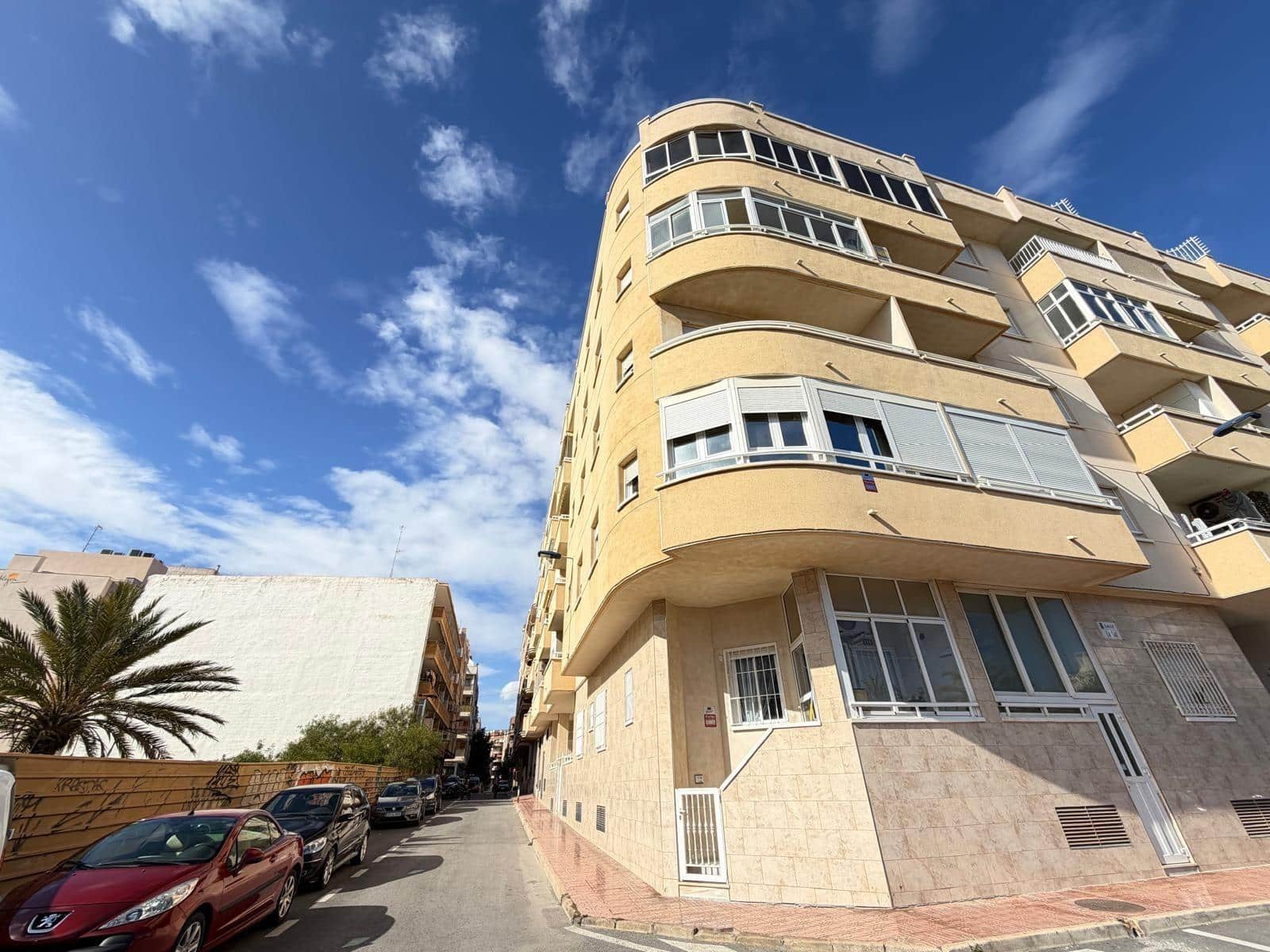 2 sypialnia Apartament na sprzedaż w Torrevieja - 179 000 € (Ref: 9866843)