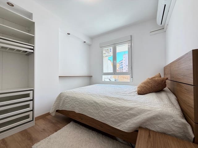 2 quarto Apartamento para venda em Dehesa de Campoamor, Orihuela com piscina - 295 000 € (Ref: 9866844)