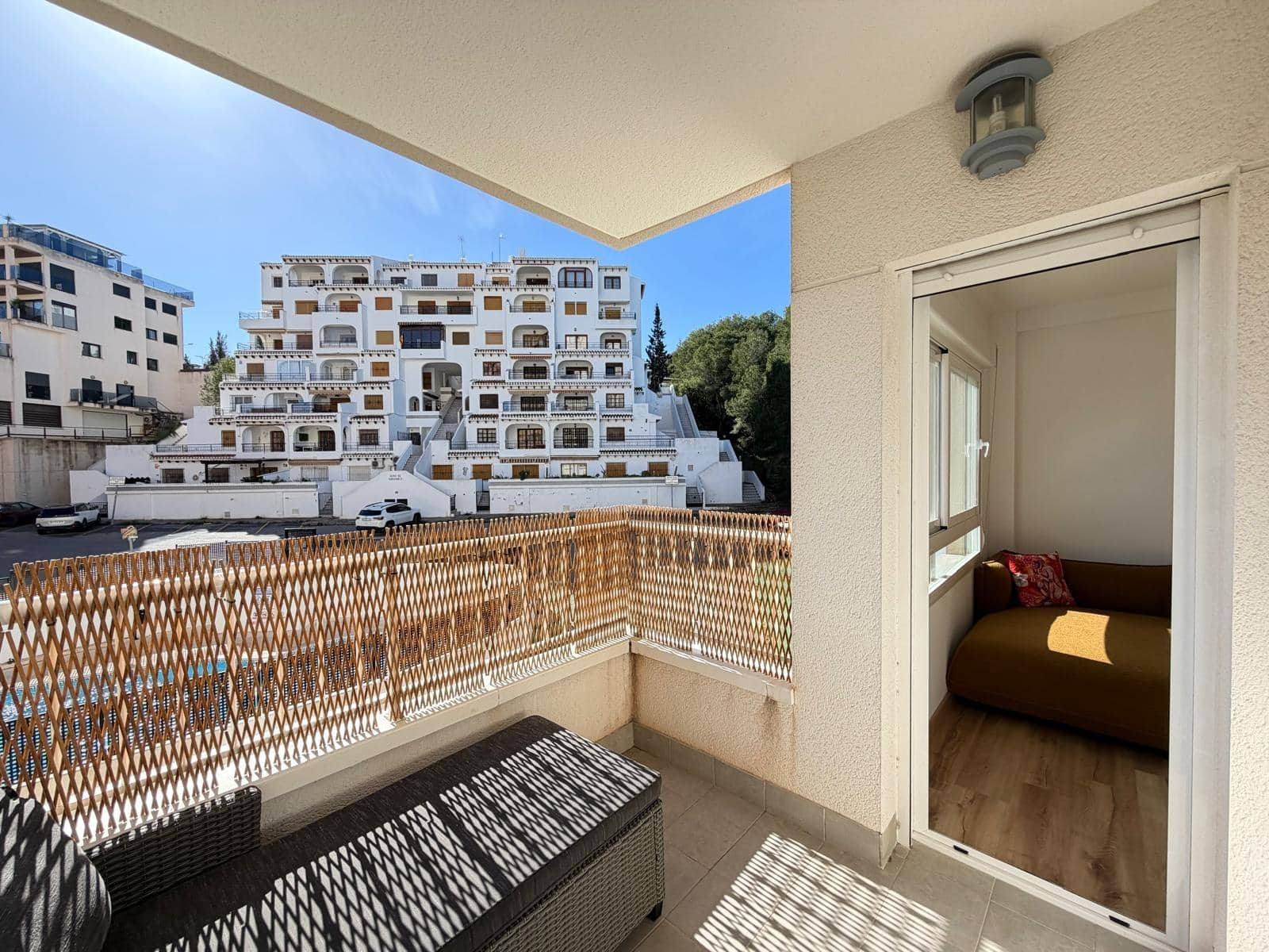 2 Zimmer Apartment zu verkaufen in Orihuela Costa mit Pool - 295.000 € (Ref: 9866844)