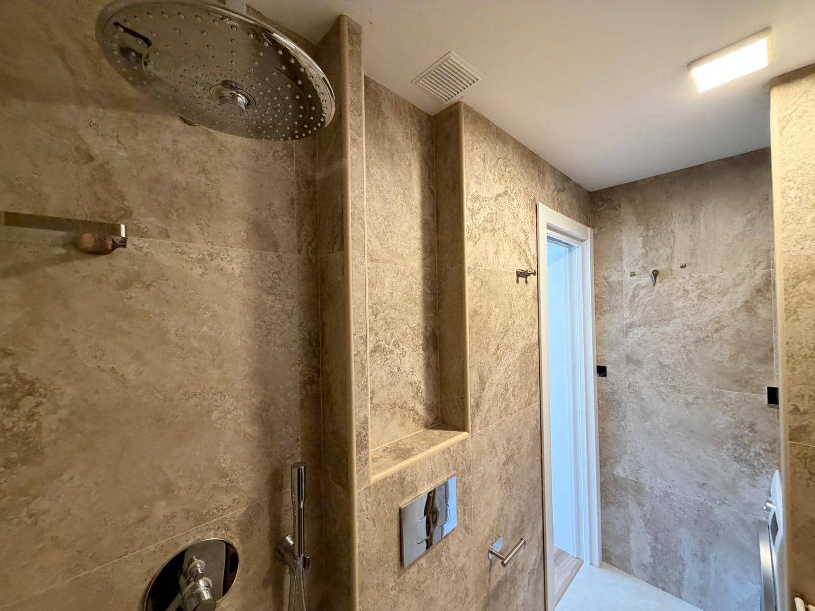 2 Zimmer Apartment zu verkaufen in Orihuela Costa mit Pool - 295.000 € (Ref: 9866844)