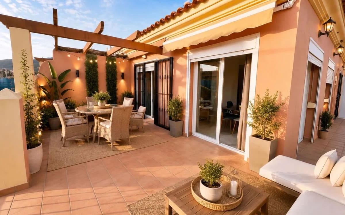 1 sypialnia Apartament na sprzedaż w Fuengirola z garażem - 360 000 € (Ref: 9868451)
