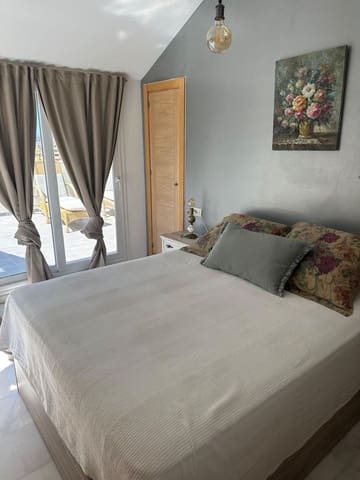 3 bedroom Apartment for sale in Los Pacos, Fuengirola with pool - € 649,000 (Ref: 9868452)