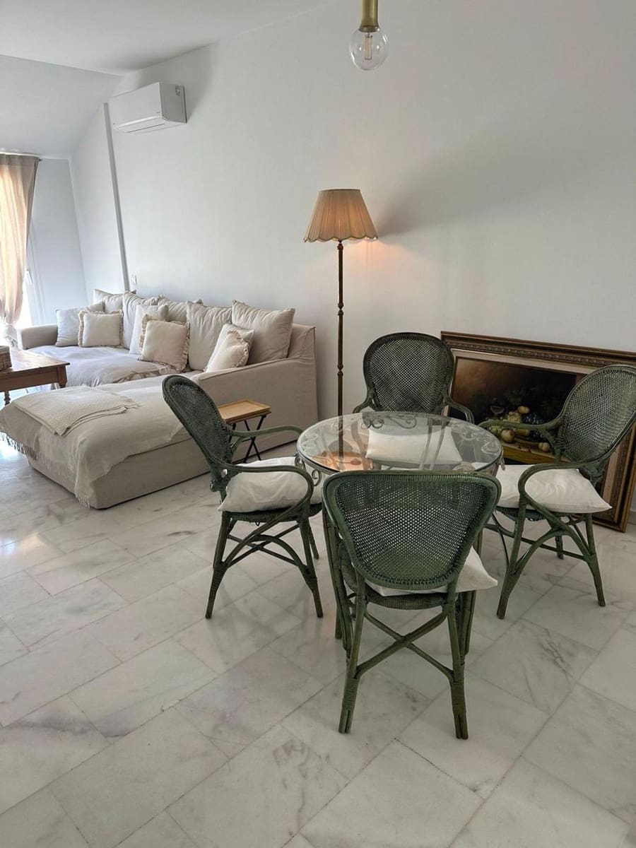 3 bedroom Apartment for sale in Las Lagunas de Mijas with pool - € 649,000 (Ref: 9868453)