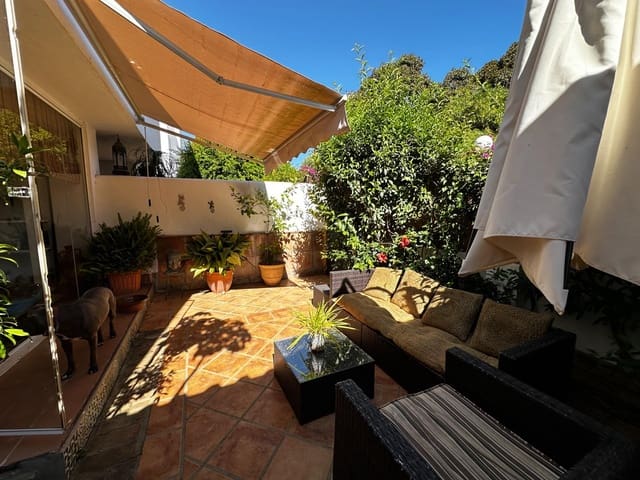 3 soverom Hus til salgs i Casco Antiguo, Marbella med svømmebasseng garasje - € 789 000 (Ref: 9868456)
