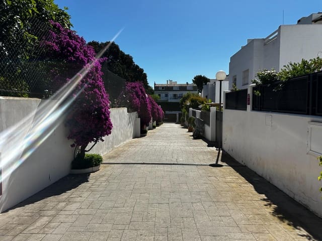 3 camera da letto Villa in vendita in Nagüeles Alto, Marbella con piscina garage - 789.000 € (Rif: 9868456)