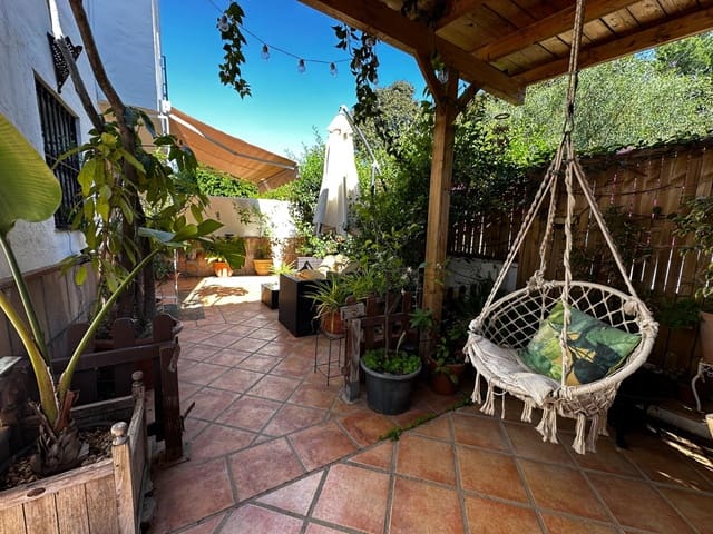3 soverom Hus til salgs i Casco Antiguo, Marbella med svømmebasseng garasje - € 789 000 (Ref: 9868456)