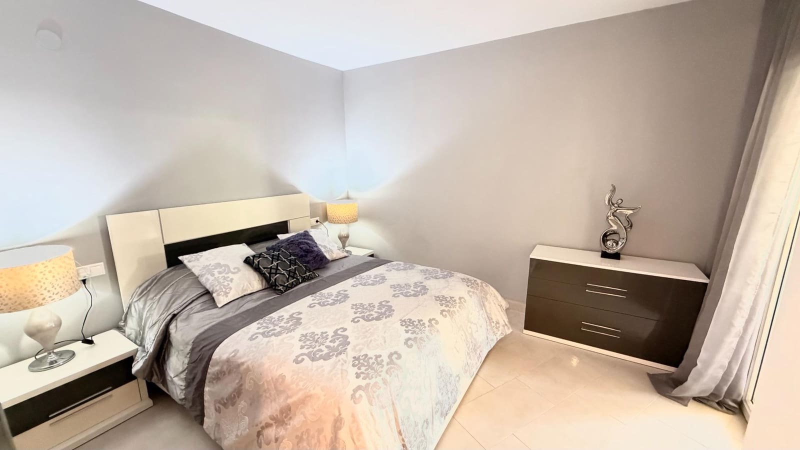 3 slaapkamer Appartement te koop in Torrevieja met zwembad - € 419.900 (Ref: 9869959)