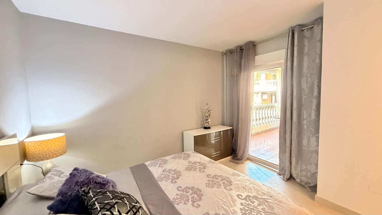 3 slaapkamer Appartement te koop in Torrevieja met zwembad - € 419.900 (Ref: 9869959)
