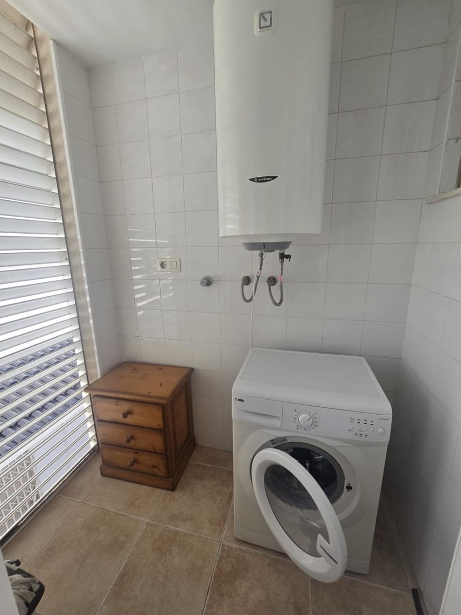 3 soverom Penthouse til salgs i Torrevieja med svømmebasseng - € 295 000 (Ref: 9869960)