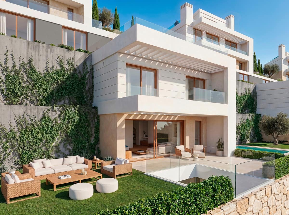 Chalet de 2 habitaciones en Fuengirola en venta con piscina - 850.000 € (Ref: 9873146)