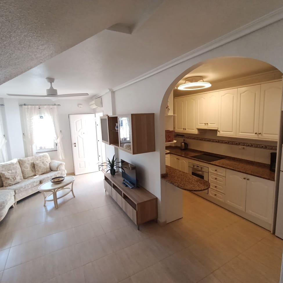 3 bedroom Villa for sale in Sucina with garage - € 225,000 (Ref: 9873156)