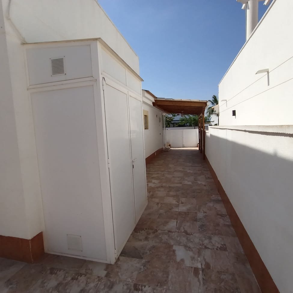 3 bedroom Villa for sale in Sucina with garage - € 225,000 (Ref: 9873156)