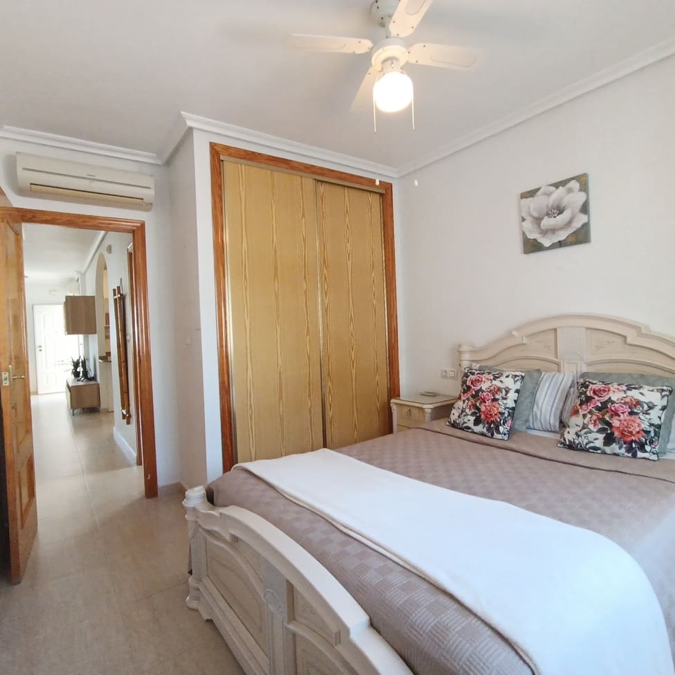 3 bedroom Villa for sale in Sucina with garage - € 225,000 (Ref: 9873156)