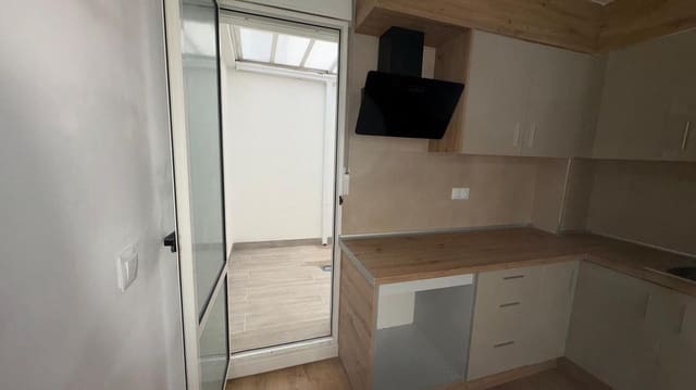 2 soverom Bungalow til salgs i Torrevieja med svømmebasseng garasje - € 175 000 (Ref: 9873158)
