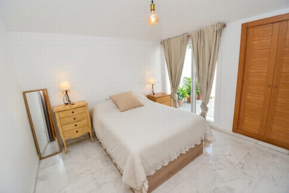 3 quarto Apartamento para venda em Fuengirola com piscina - 635 500 € (Ref: 9875939)