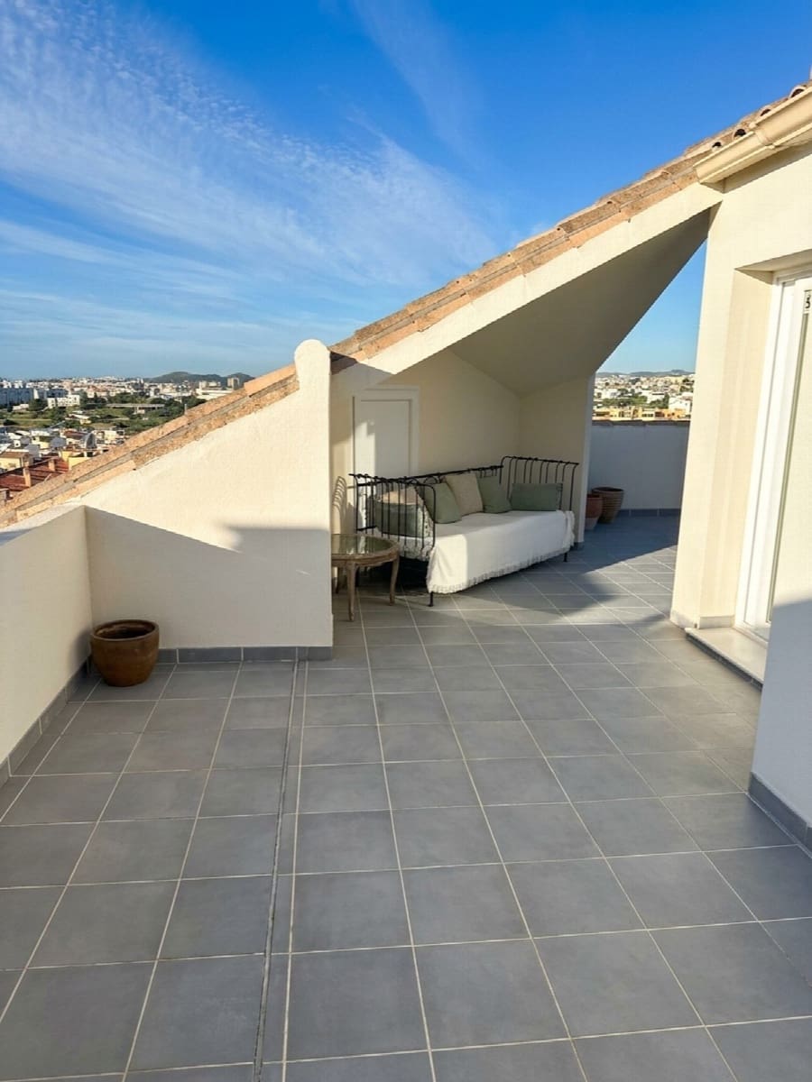 3 quarto Apartamento para venda em Fuengirola com piscina - 635 500 € (Ref: 9875939)