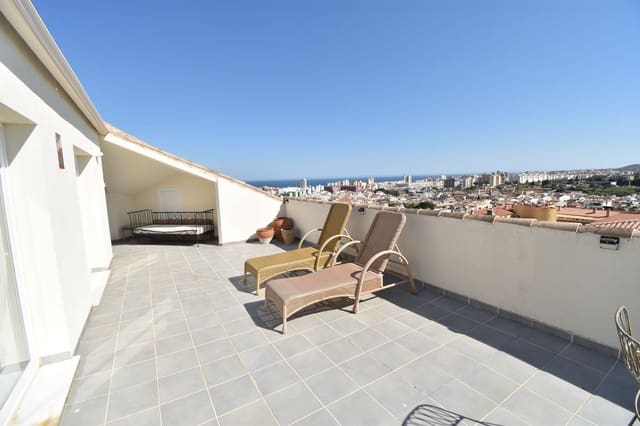 Apartamento de 3 habitaciones en Los Boliches , Fuengirola en venta con piscina - 635.500 € (Ref: 9875940)
