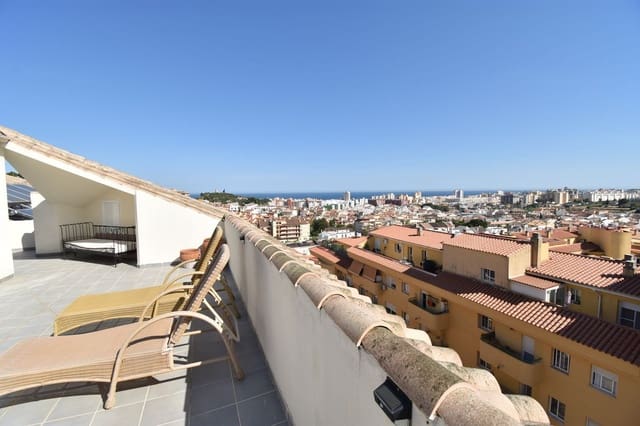 Apartamento de 3 habitaciones en Los Boliches , Fuengirola en venta con piscina - 635.500 € (Ref: 9875940)