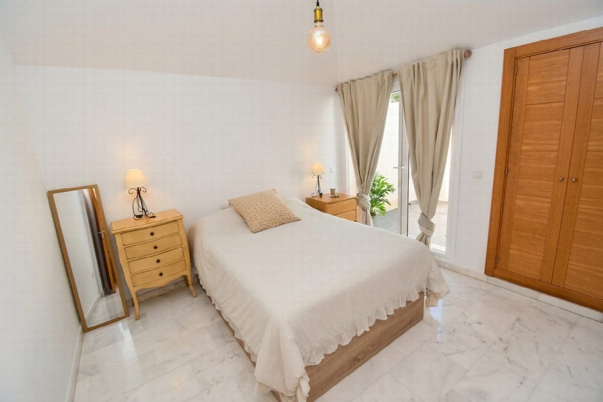 3 soveværelse Lejlighed til salg i Fuengirola med swimmingpool - € 635.500 (Ref: 9875940)