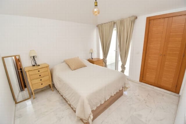 3 slaapkamer Appartement te koop in Los Boliches , Fuengirola - € 635.500 (Ref: 9875940)
