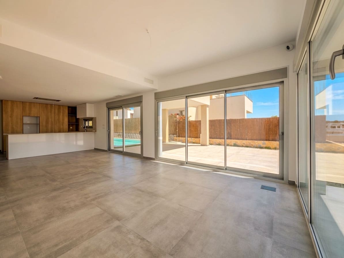 4 Zimmer Villa zu verkaufen in Algorfa mit Pool - 669.000 € (Ref: 9875945)