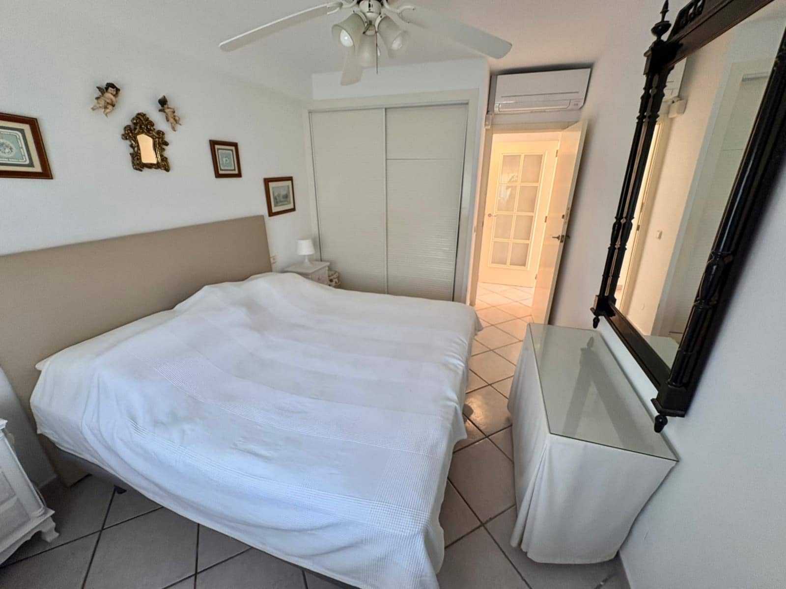 4 bedroom Apartment for sale in Los Narejos with garage - € 380,000 (Ref: 9875949)