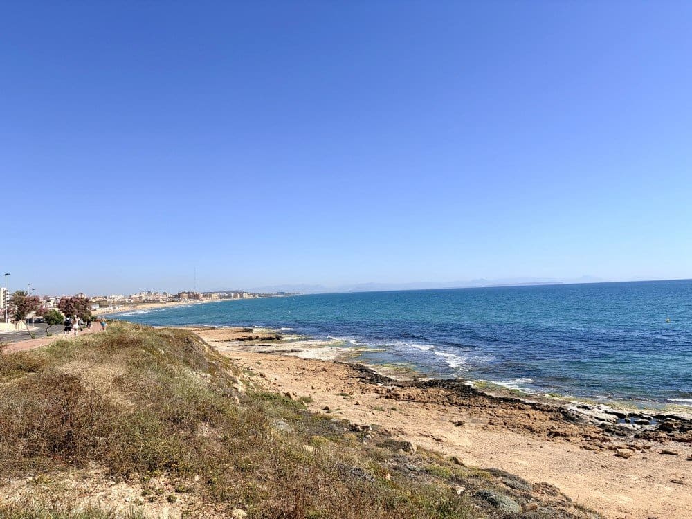 2 bedroom Townhouse for sale in Torrevieja with pool garage - € 157,500 (Ref: 9875953)
