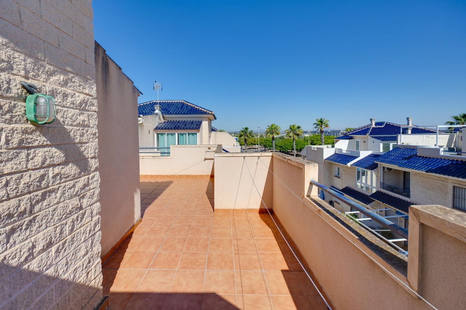 3 camera da letto Casa in vendita in Torrevieja con piscina - 215.000 € (Rif: 9875960)