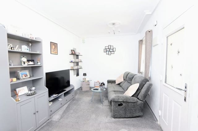 2 sypialnia Willa na sprzedaż w Los Altos z basenem garażem - 245 000 € (Ref: 9875964)