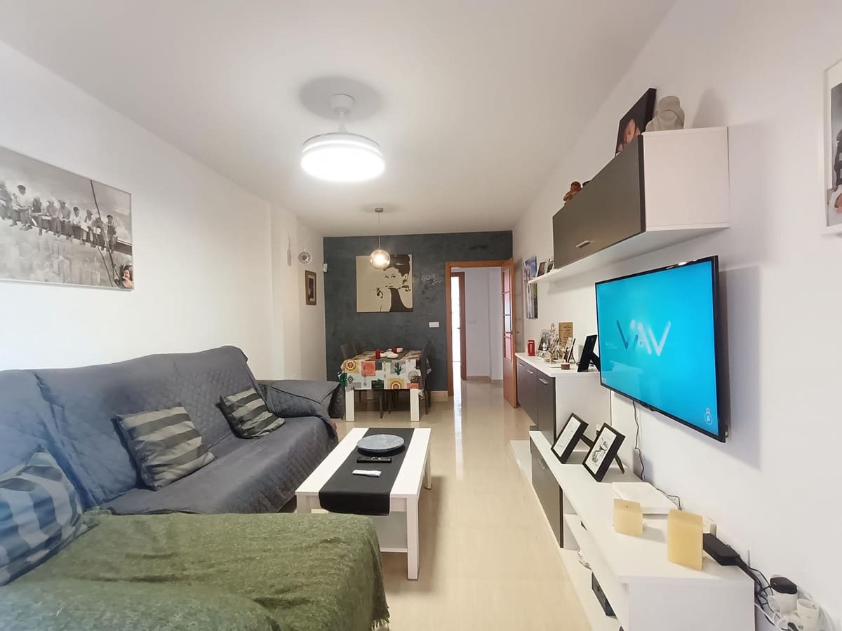 2 bedroom Apartment for sale in San Luis de Sabinillas with pool - € 255,000 (Ref: 9878239)
