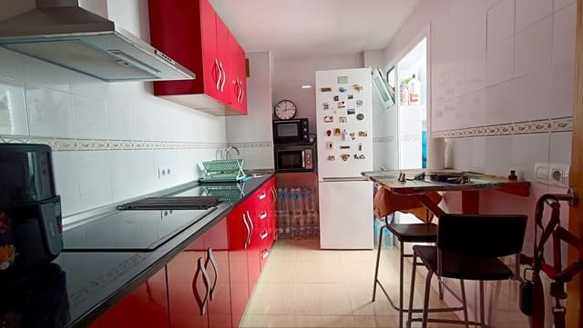 2 bedroom Apartment for sale in San Luis de Sabinillas, Manilva with pool - € 255,000 (Ref: 9878239)