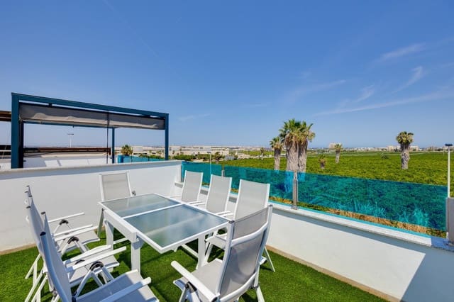3 soverom Hus til salgs i Los Balcones - Los Altos, Torrevieja med svømmebasseng - € 315 000 (Ref: 9878249)