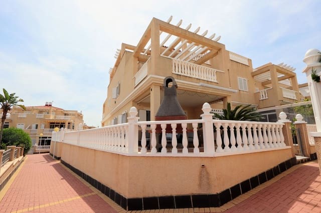 3 Zimmer Doppelhaus zu verkaufen in Playa Flamenca, Orihuela mit Pool Garage - 299.500 € (Ref: 9878250)