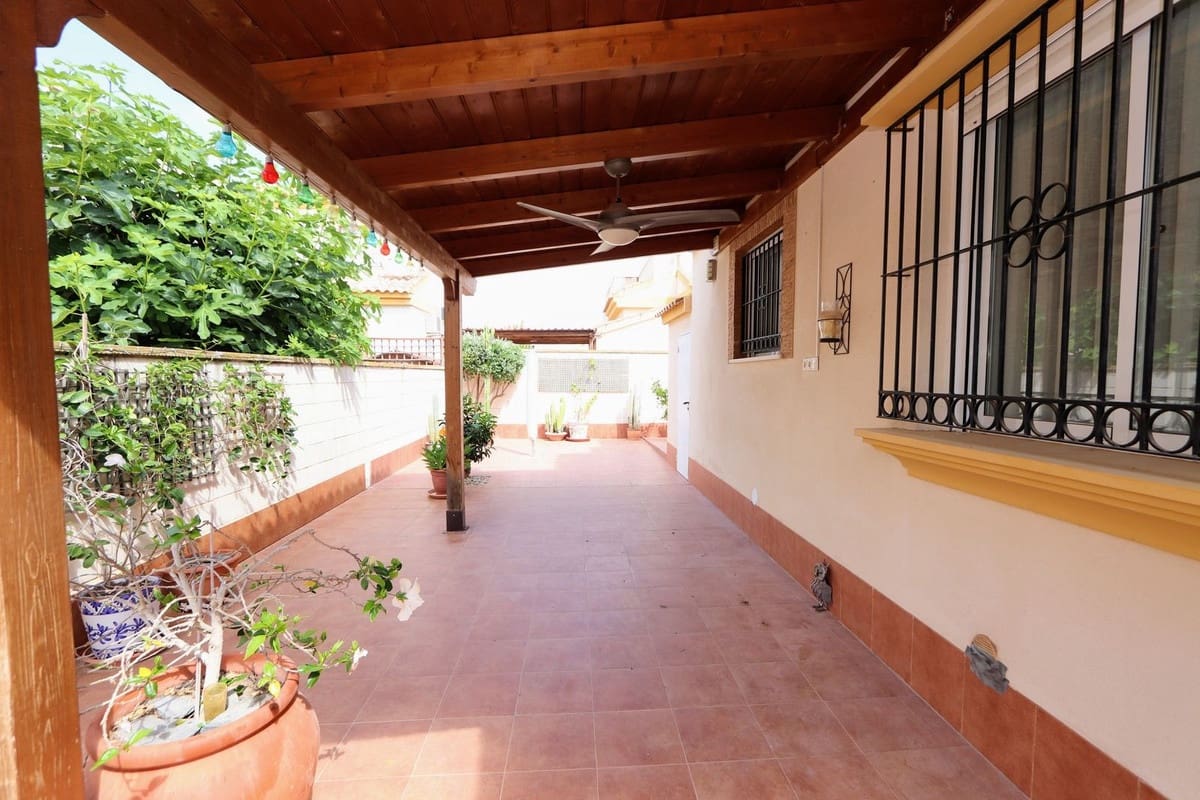 3 Zimmer Villa zu verkaufen in Sucina mit Garage - 275.000 € (Ref: 9878251)