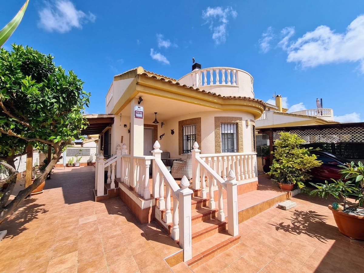 3 Zimmer Villa zu verkaufen in Sucina mit Garage - 275.000 € (Ref: 9878251)