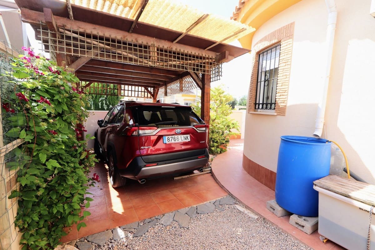 3 Zimmer Villa zu verkaufen in Sucina mit Garage - 275.000 € (Ref: 9878251)