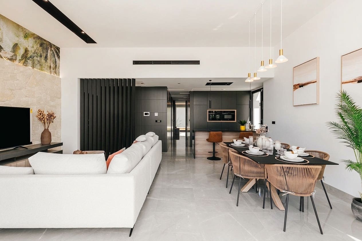3 bedroom Bungalow for sale in Torrevieja with pool - € 725,000 (Ref: 9880761)