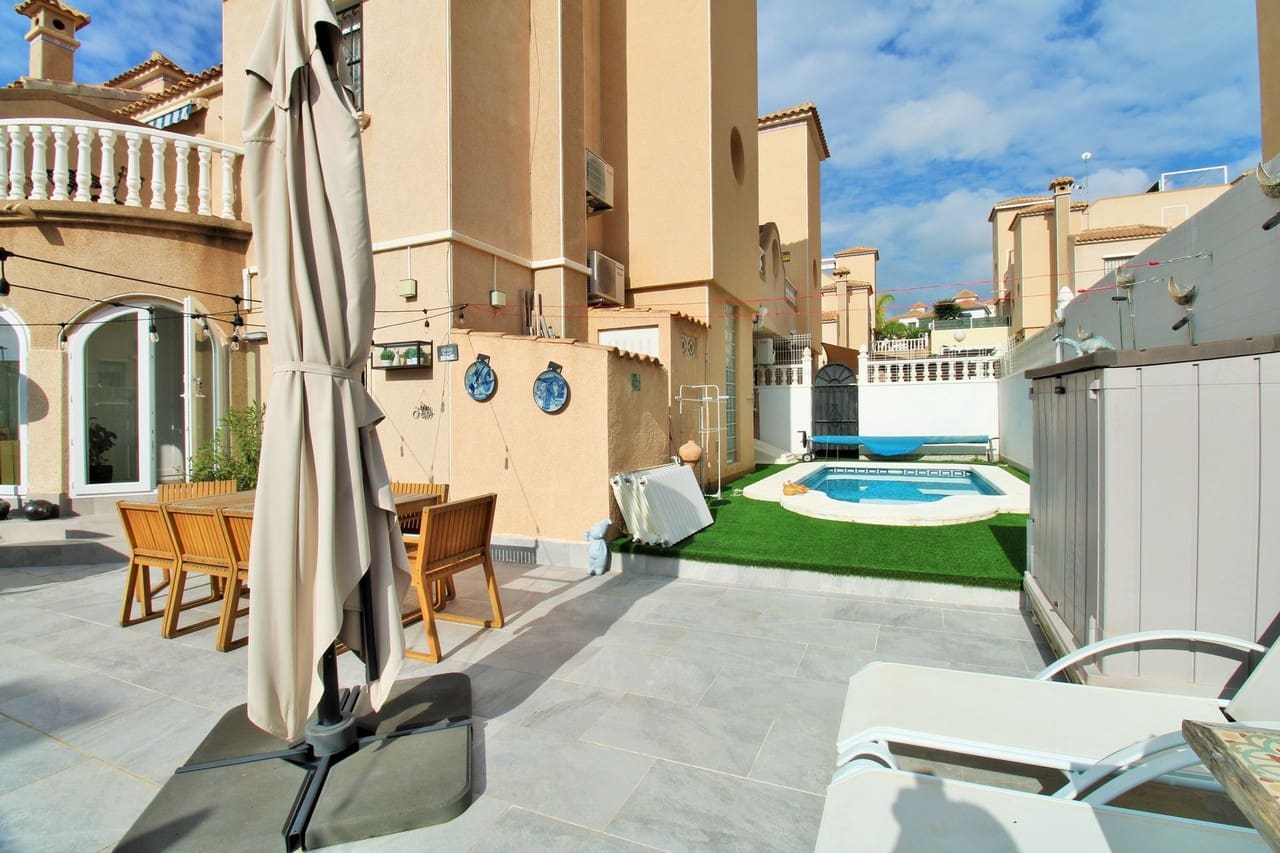 2 Zimmer Haus zu verkaufen in Villamartin mit Garage - 279.900 € (Ref: 9880762)