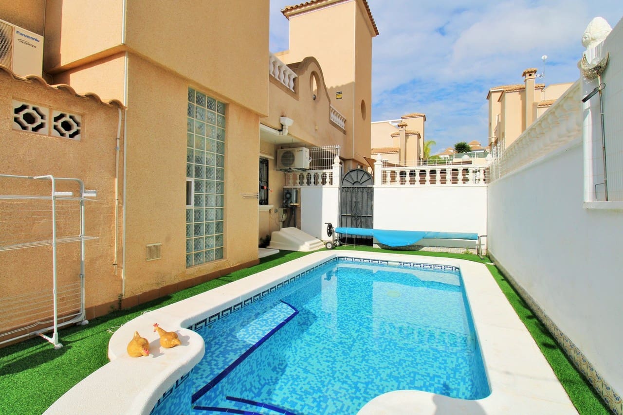 2 Zimmer Haus zu verkaufen in Villamartin mit Garage - 279.900 € (Ref: 9880762)