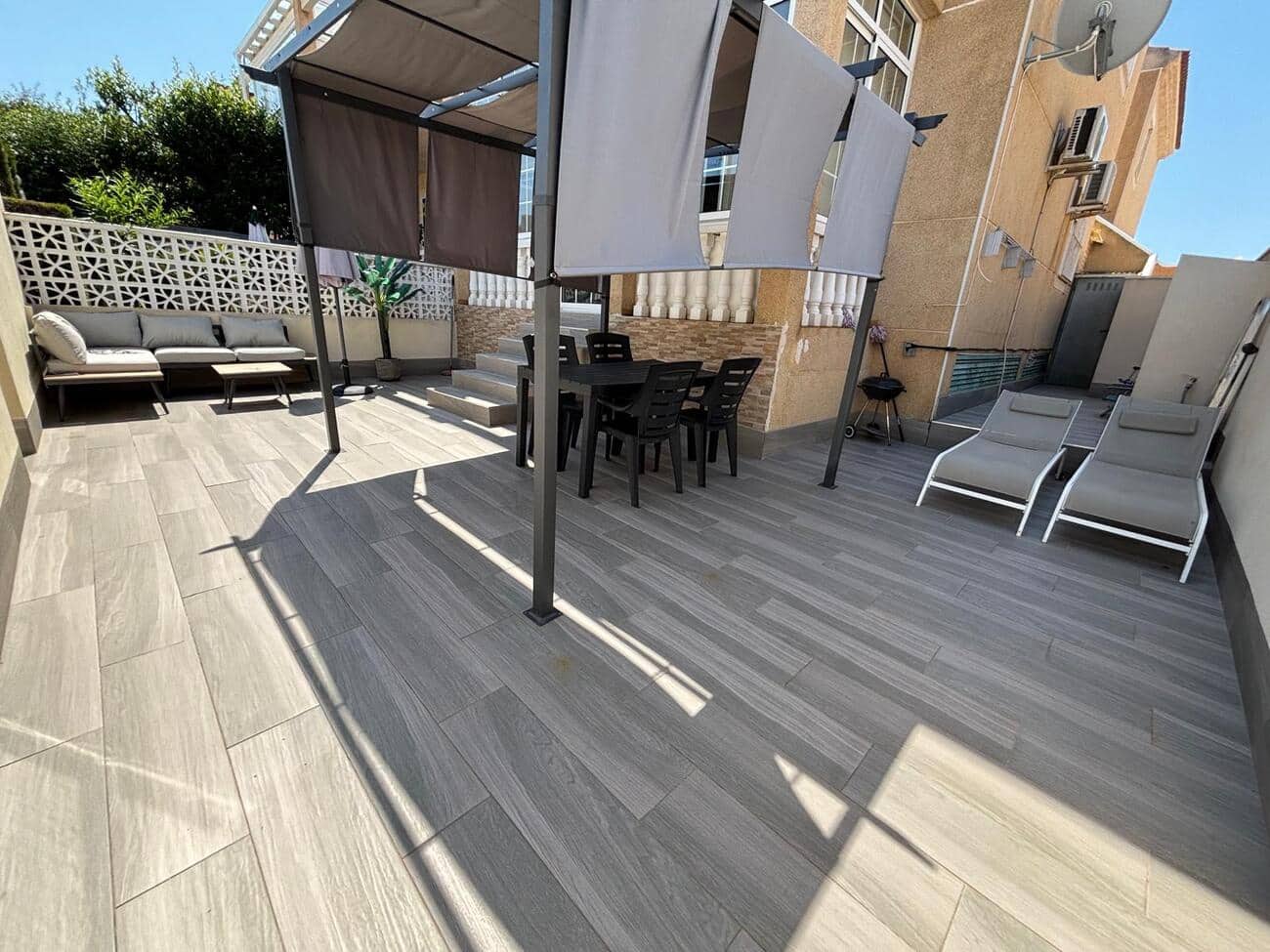 2 sovrum Lägenhet till salu i Torrevieja med pool - 169 900 € (Ref: 9880765)