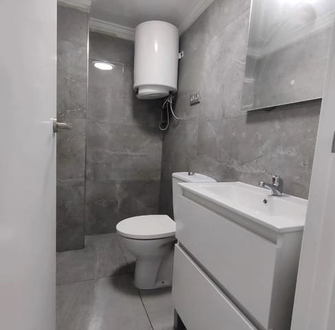 2 chambre Maison de Ville à vendre à Torreblanca, Torrevieja avec piscine - 239 900 € (Ref: 9880770)