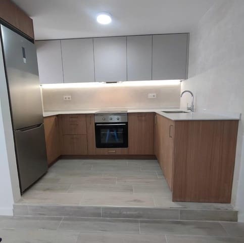 2 chambre Maison de Ville à vendre à Torreblanca, Torrevieja avec piscine - 239 900 € (Ref: 9880770)