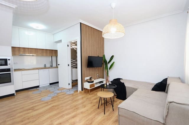 3 soverom Hus til salgs i Playa Flamenca, Orihuela med svømmebasseng garasje - € 285 000 (Ref: 9880775)