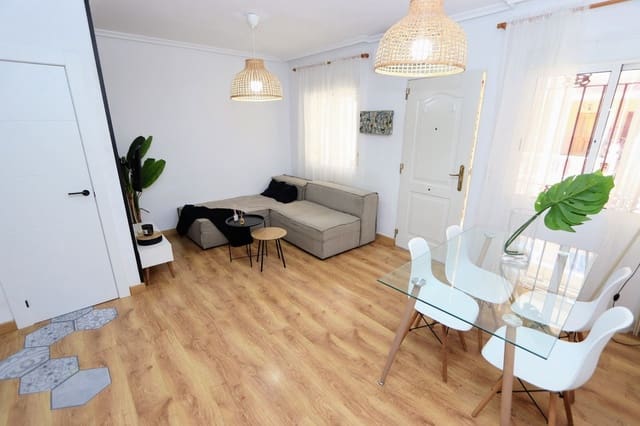 3 soverom Hus til salgs i Playa Flamenca, Orihuela med svømmebasseng garasje - € 285 000 (Ref: 9880775)