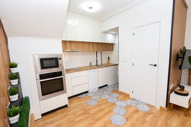 3 bedroom Townhouse for sale in La Zenia, Orihuela with pool - € 285,000 (Ref: 9880775)