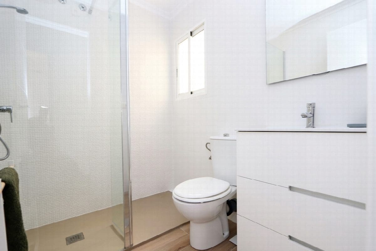 3 sypialnia Willa na sprzedaż w Orihuela z basenem garażem - 285 000 € (Ref: 9880775)